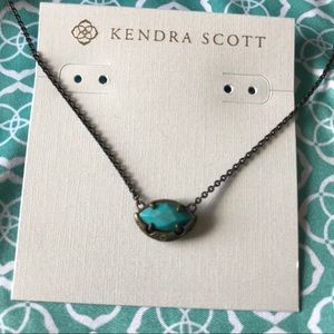 Kendra Scott Mikka pendant necklace